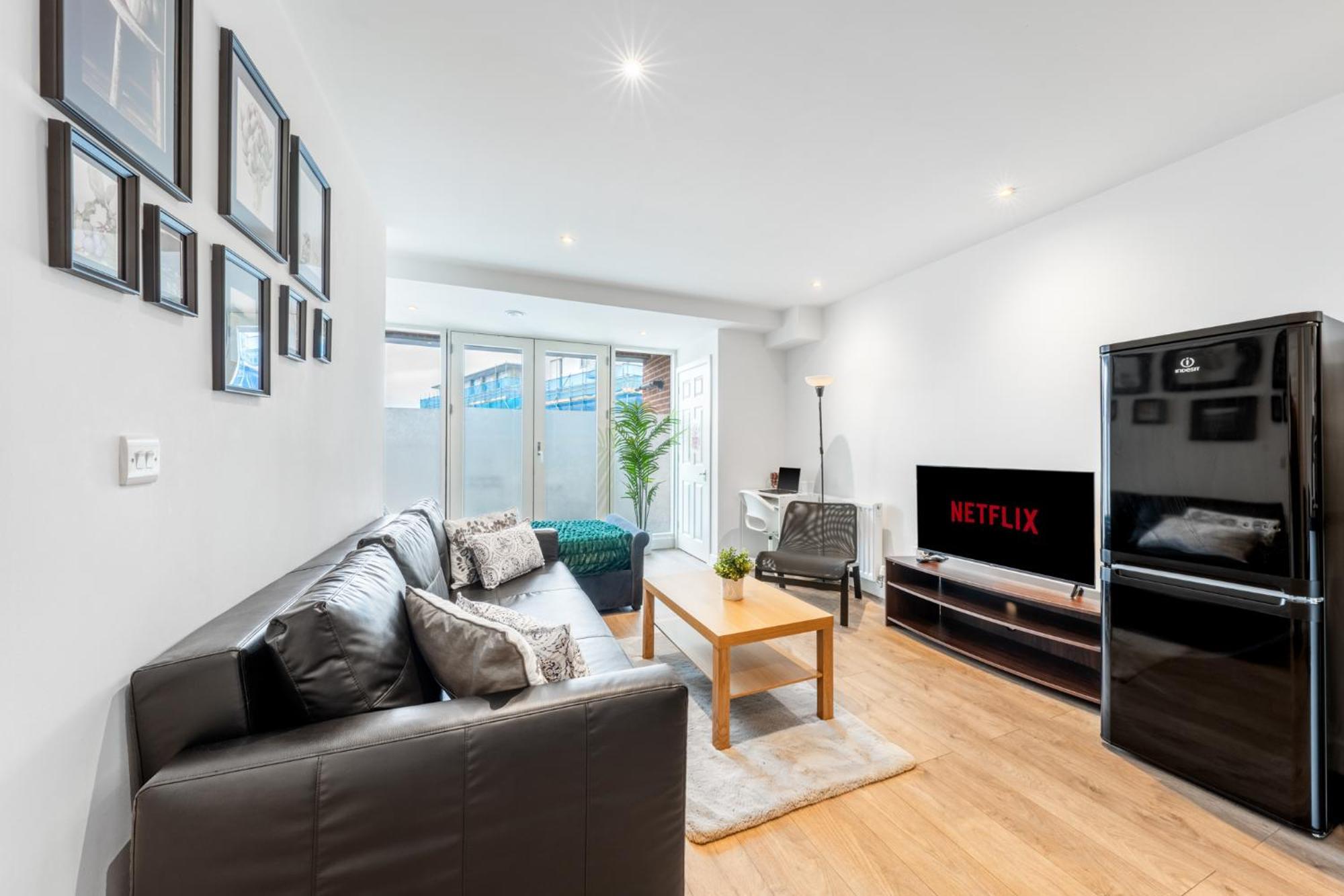 London Edgware Station Apartment Ngoại thất bức ảnh